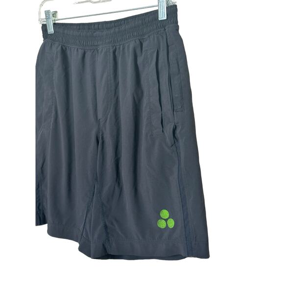 Lululemon black active shorts size 29 - Picture 13 of 13